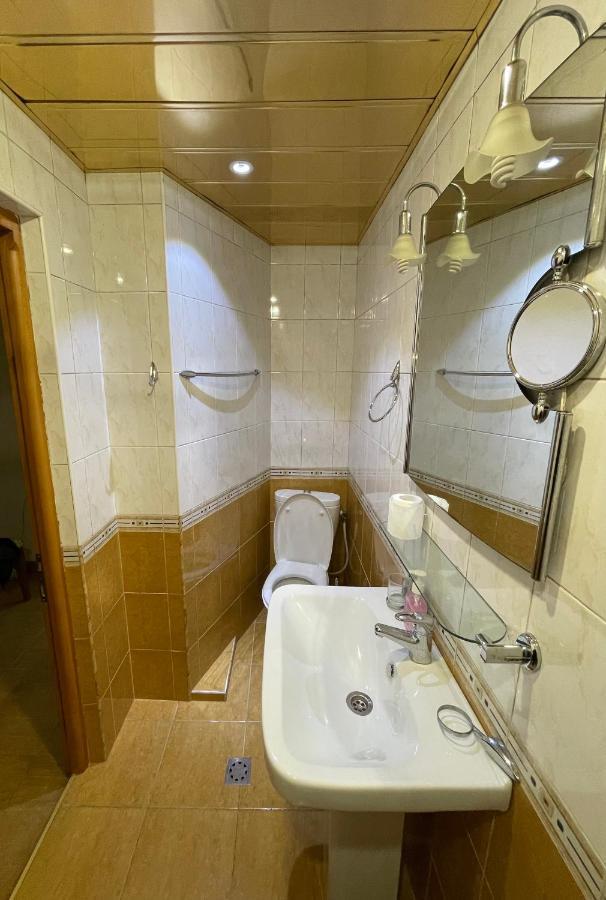 Apartment In City Center Jerevan Eksteriør billede
